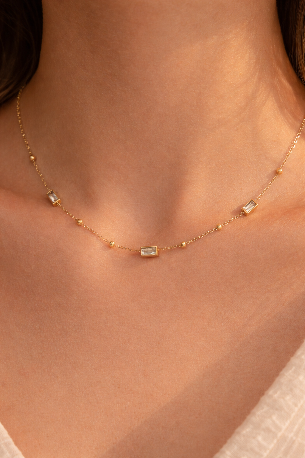 Dia cut charm neckpiece