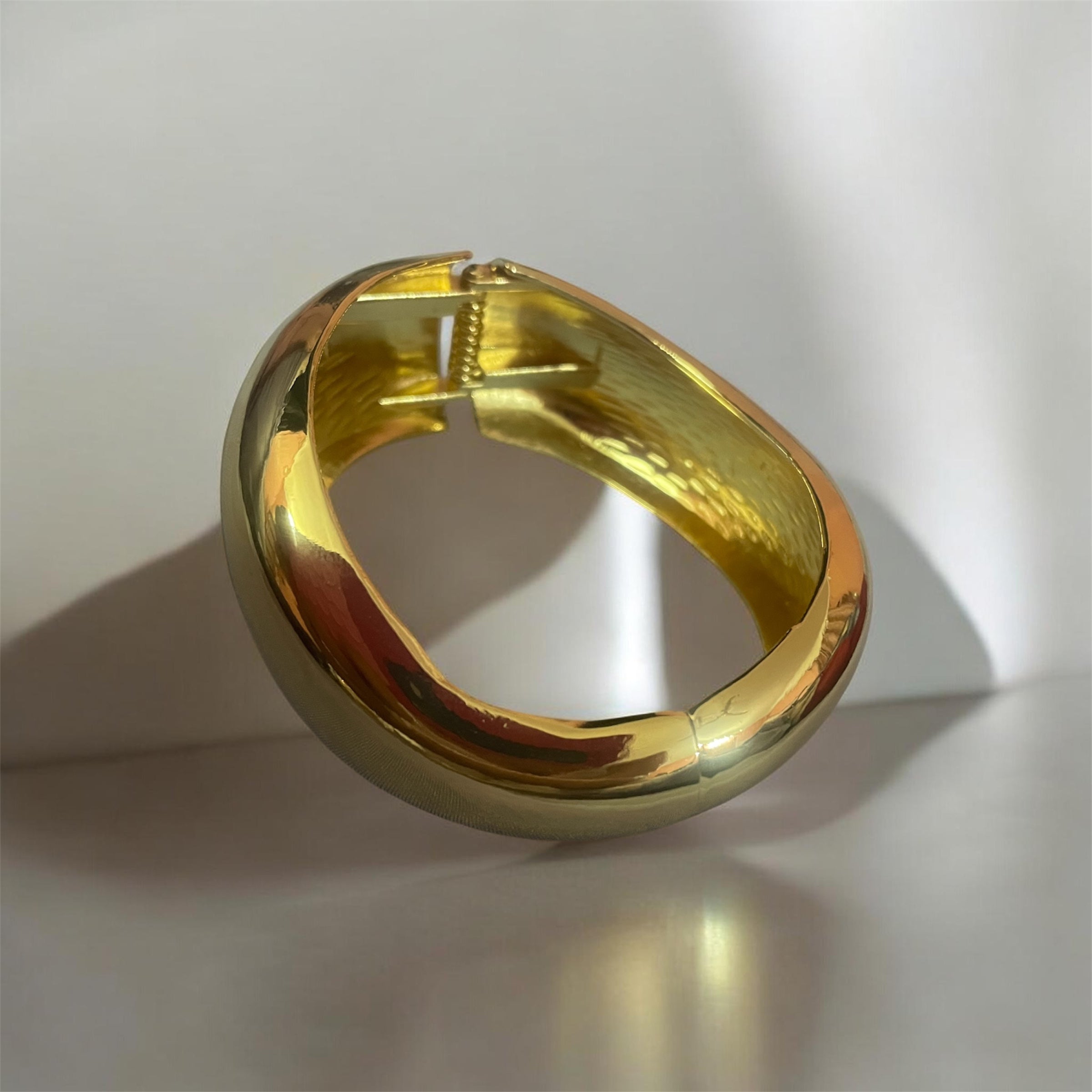 Chunky ema bangles