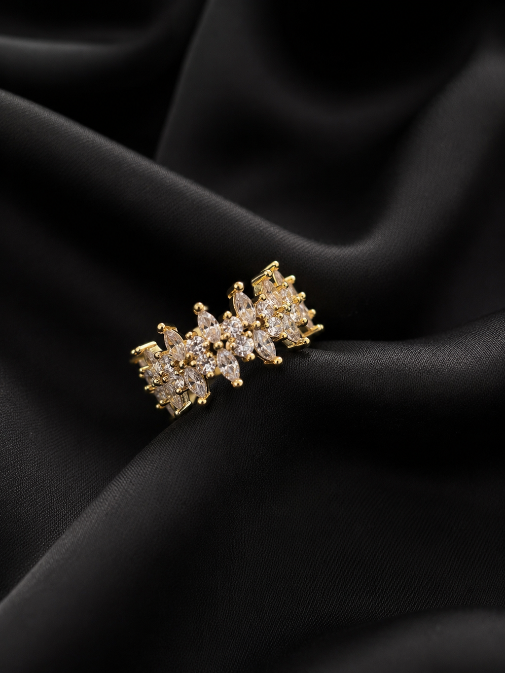 Royal halo cuff ring