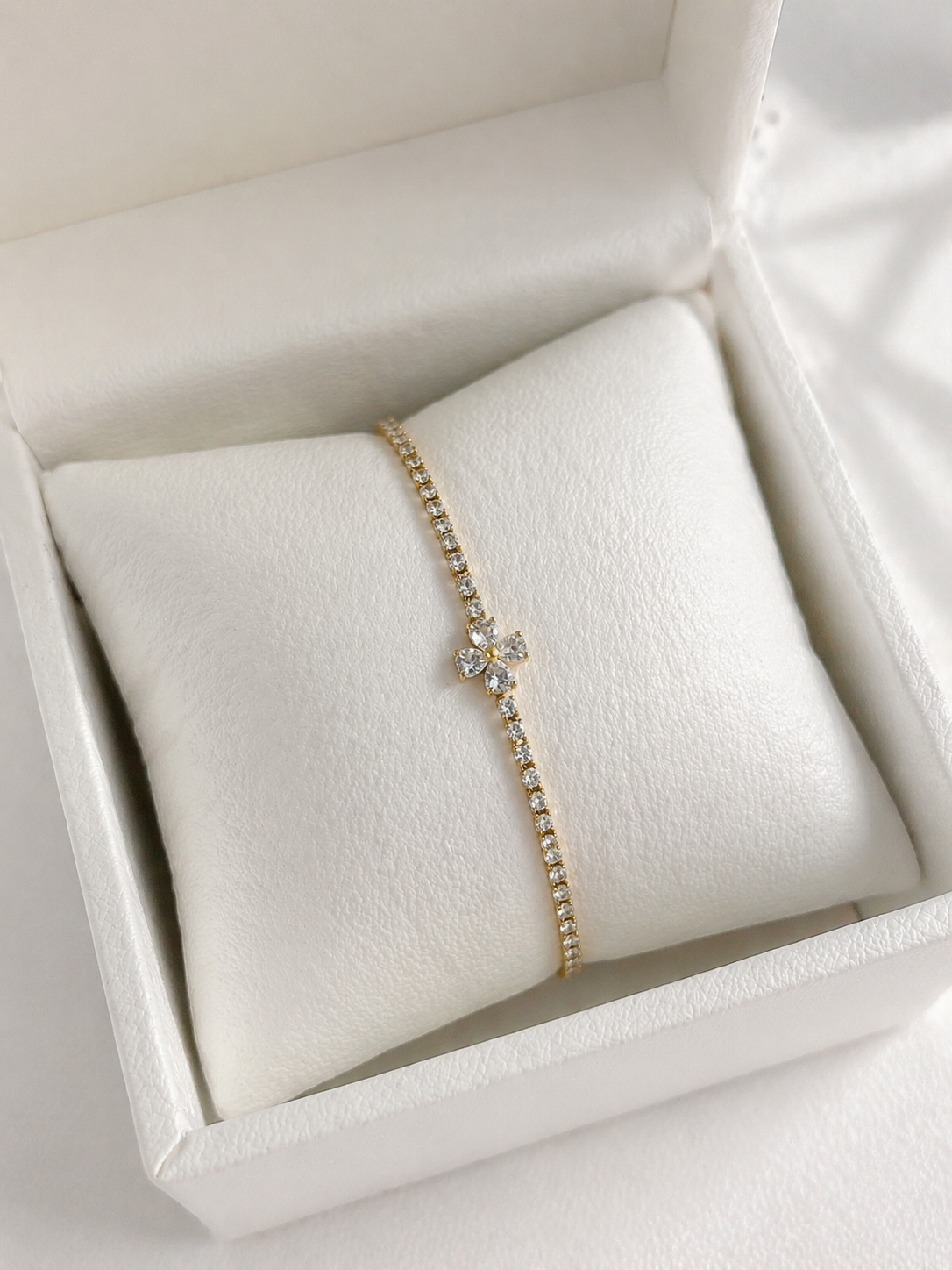 Aura Bloom Bracelet