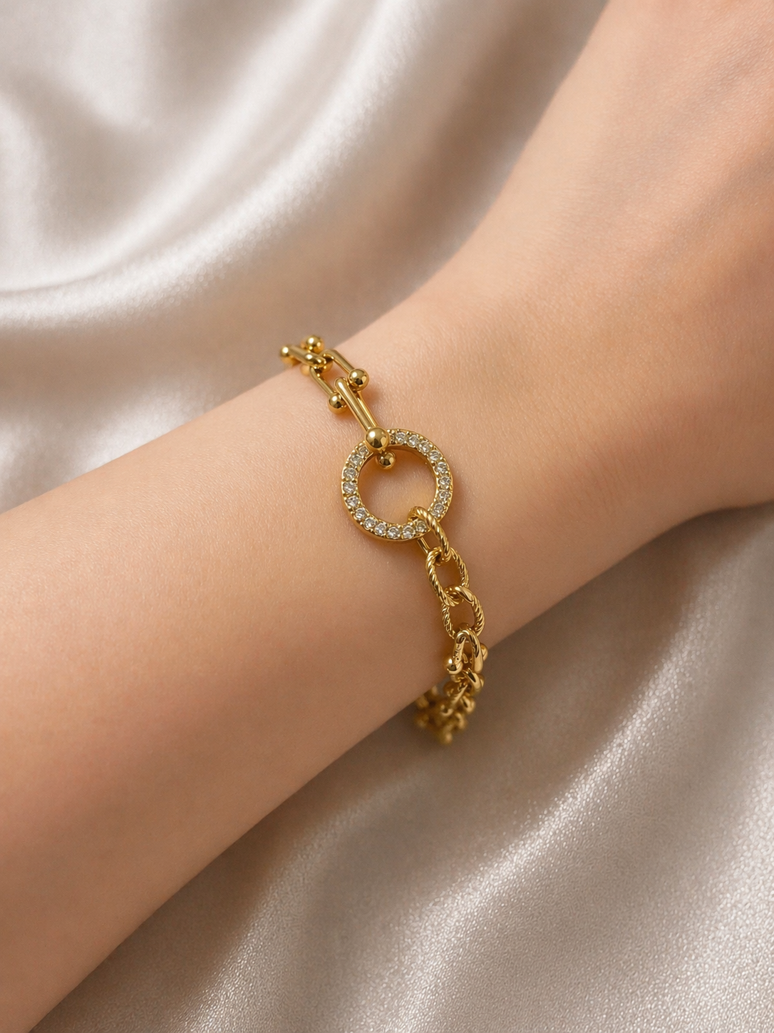 Solene link bracelet