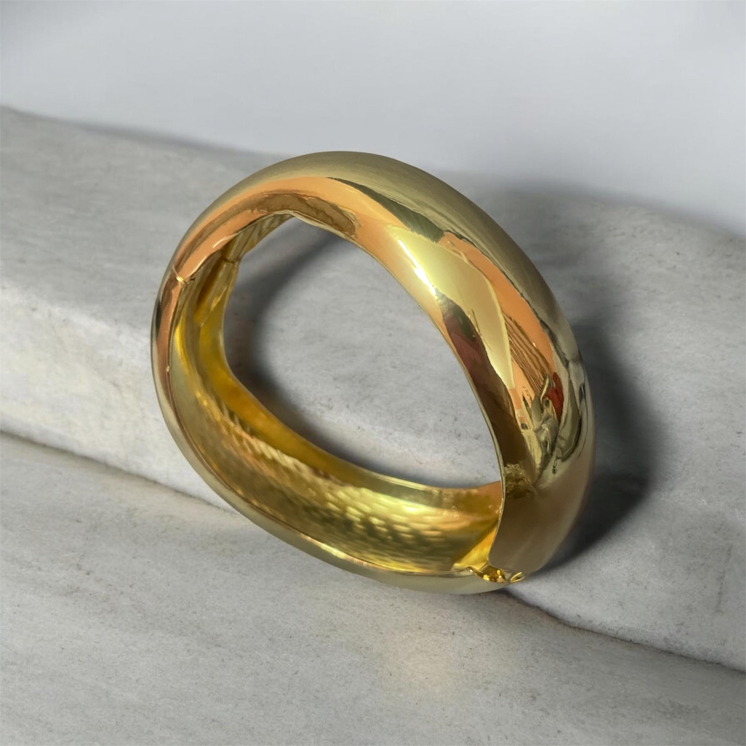 Chunky ema bangles